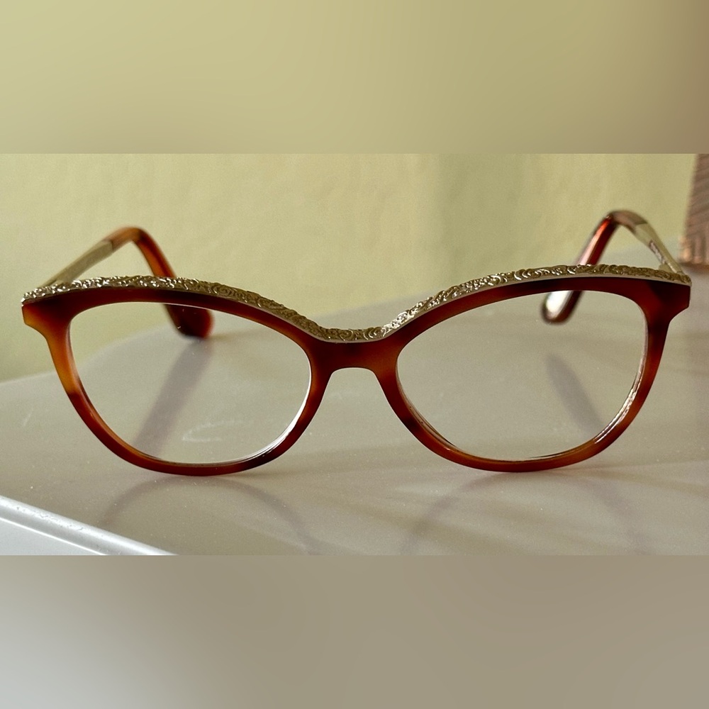 Etro Eyeglass Frame Made in Italy Light Brown Tortoise gold strip top. EUC